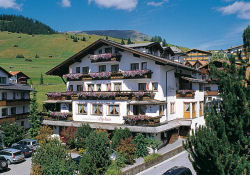 Alpina Hotel Garni Serfaus